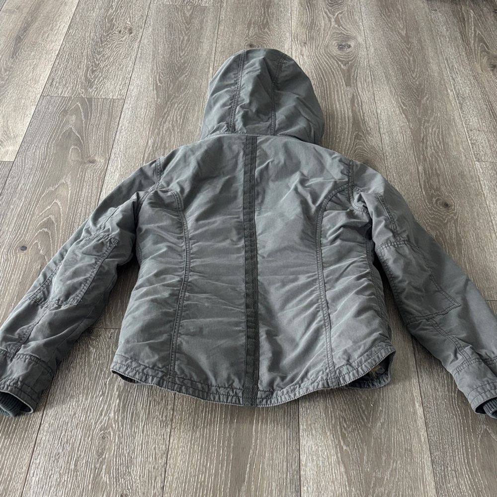 TNA Gray Military Jacket with Faux Fur Lining - Size Small - Picture 10 of 10